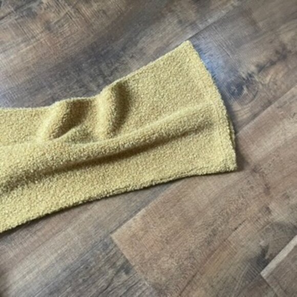 Sadie & Sage Mustard Yellow Textured Cropped Sweater Top Size M Made in USA - Picture 3 of 6